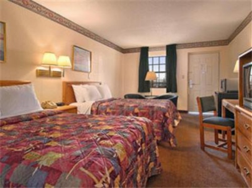 Days Inn by Wyndham Brownsville image 1