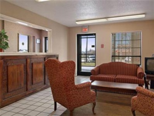 Days Inn by Wyndham Brownsville image 4
